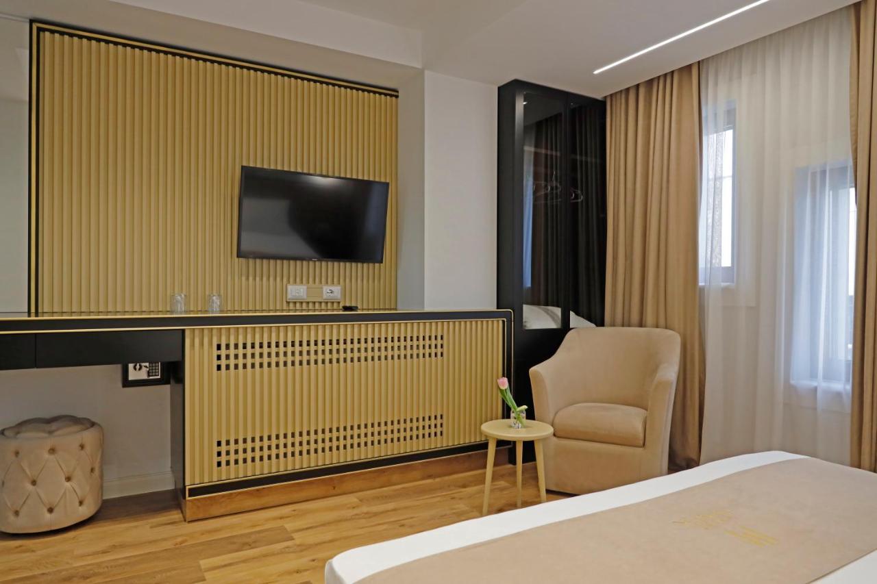 Mark Hotel Tirana Berxull Ngoại thất bức ảnh